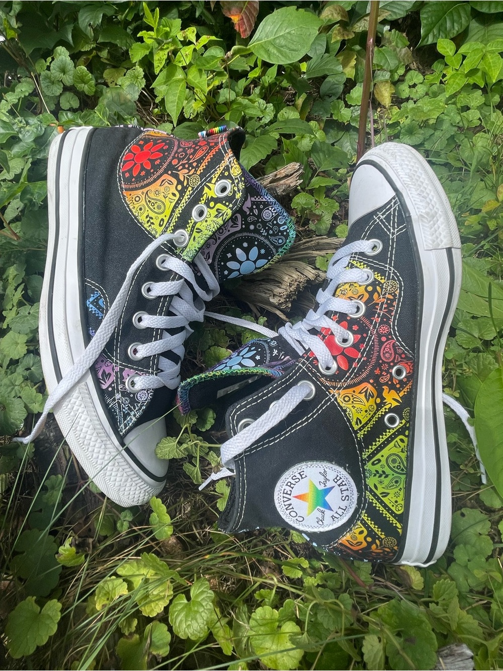 Converse Chuck Taylor All Star Rainbow Unisex Preowned M-7 W-9 Hi Top Sneakers